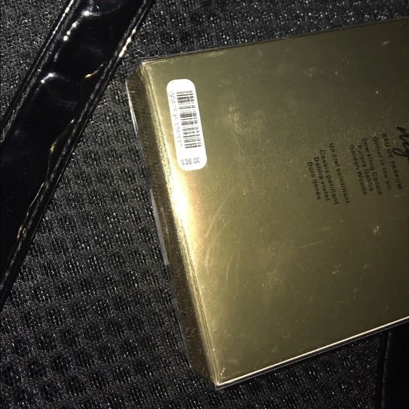 NWT Victoria’s Secret Perfume & Tote Bundle - Picture 4 of 7